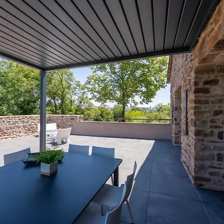 Standing Classee 4 Etoiles Villa Rodez